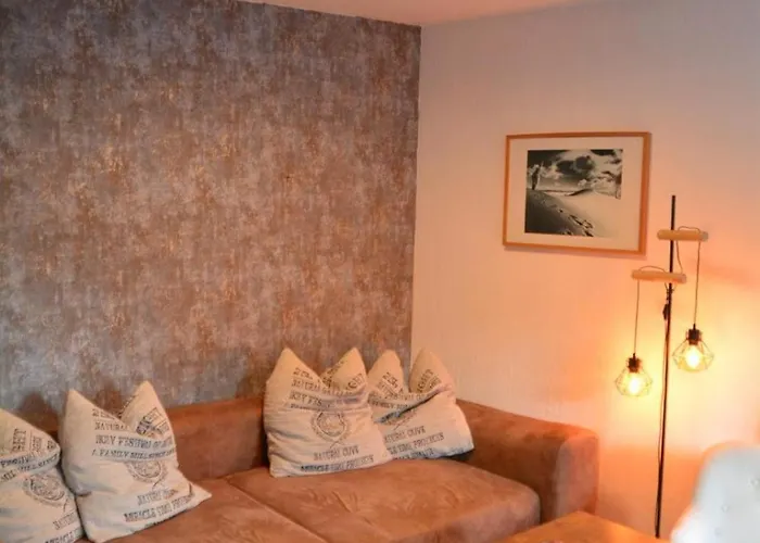 Zur Eresburg * Marsberg